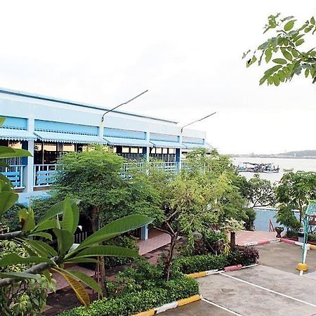 Bai Bua Beach Resort Chonburi Extérieur photo